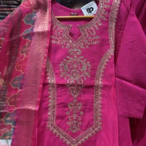 Premium Rani Kurta with Floral Dupatta