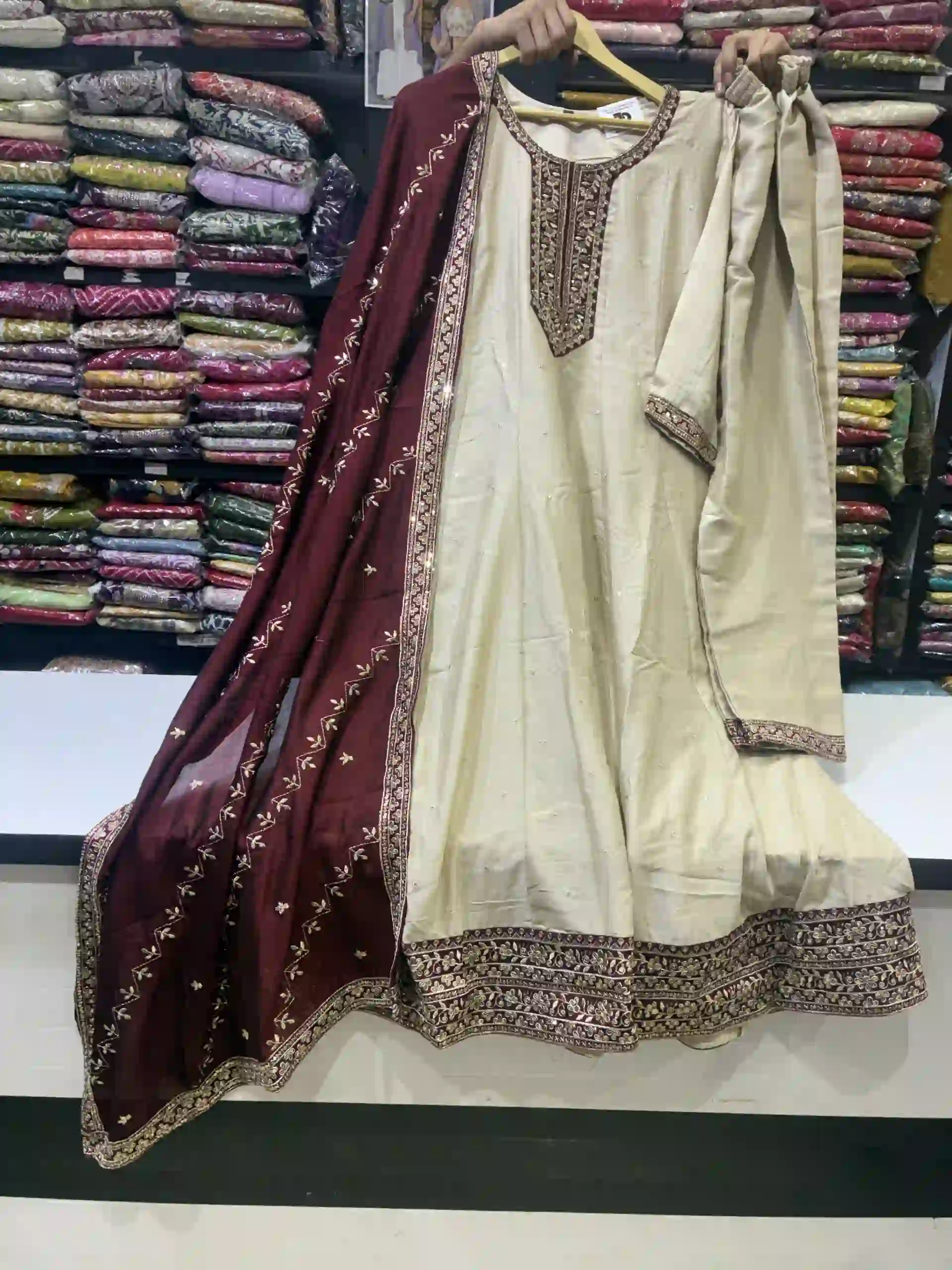 Antique Cream Long Kurta Set with Border Anarkali (3)