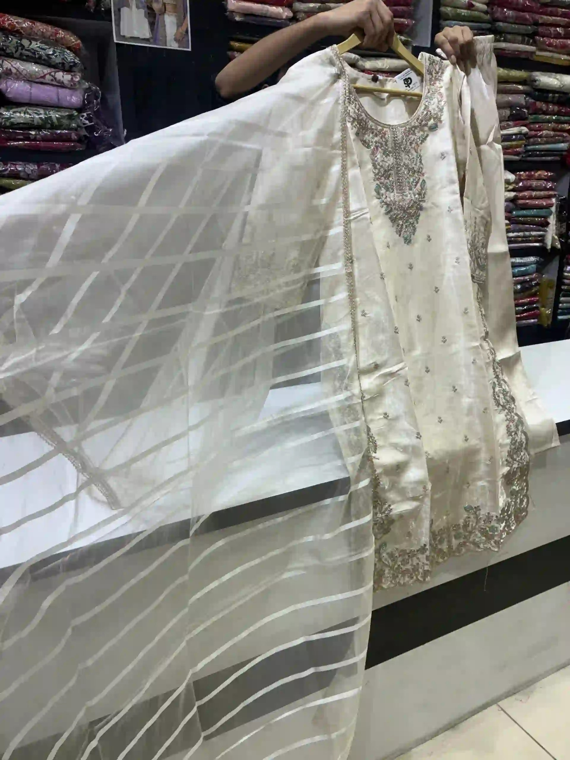 Premium Off-White Embroidered Kurta Set with Organza Dupatta