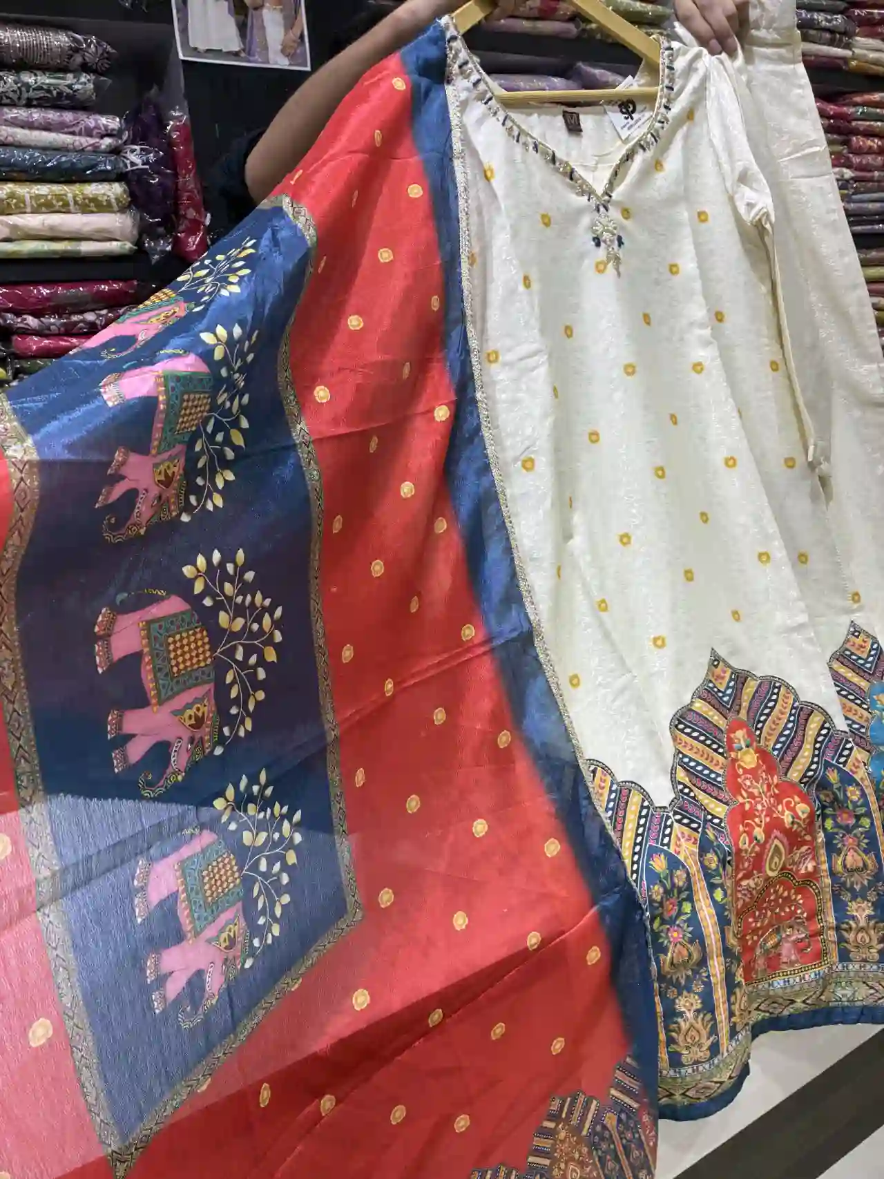Traditional Ivory Jharokha Print Anarkali