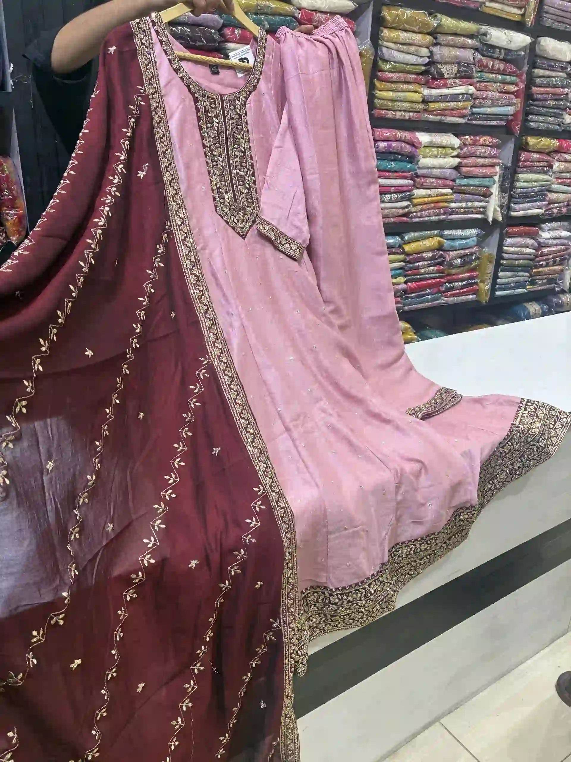 Vintage Rose Silk Kurta Set with Heavily Bordered Maroon Stole