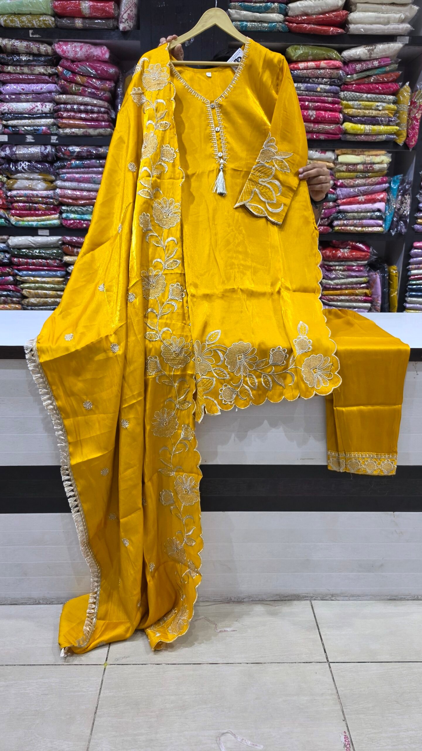 Yellow Scalloped Kurta Set